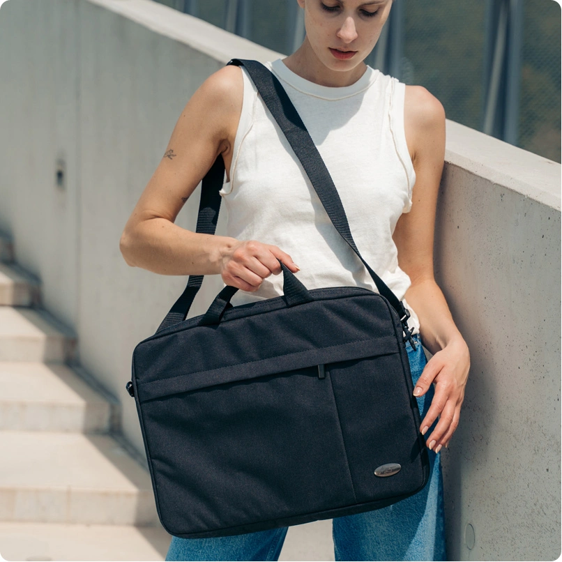 NB-302B ART – regulowany pasek na ramię i wygodna rączka